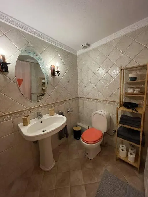Centaurus Apartment In Old Town Thessaloniki