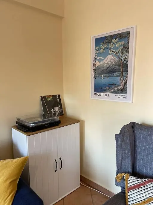 Centaurus Apartment In Old Town Thessaloniki