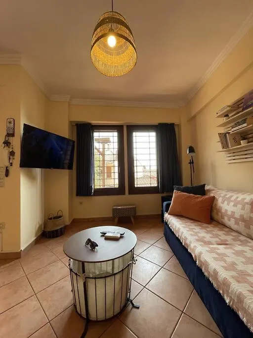 Centaurus Apartment In Old Town Thessaloniki 0*,