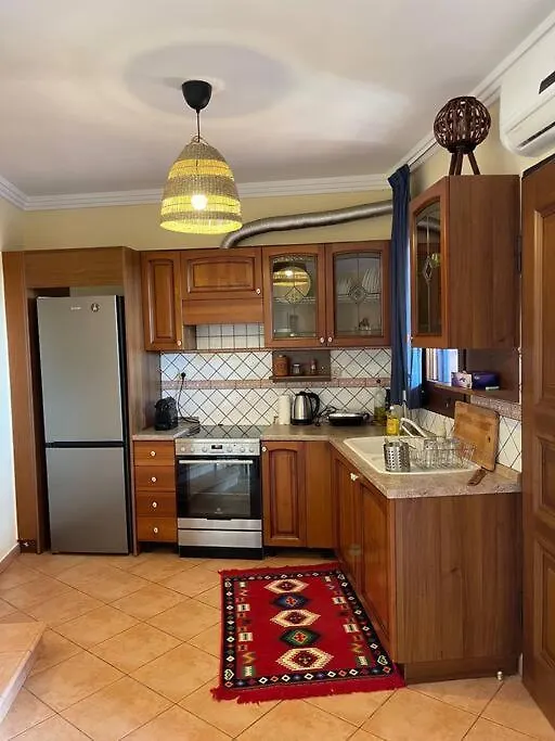 Centaurus Apartment In Old Town Thessaloniki