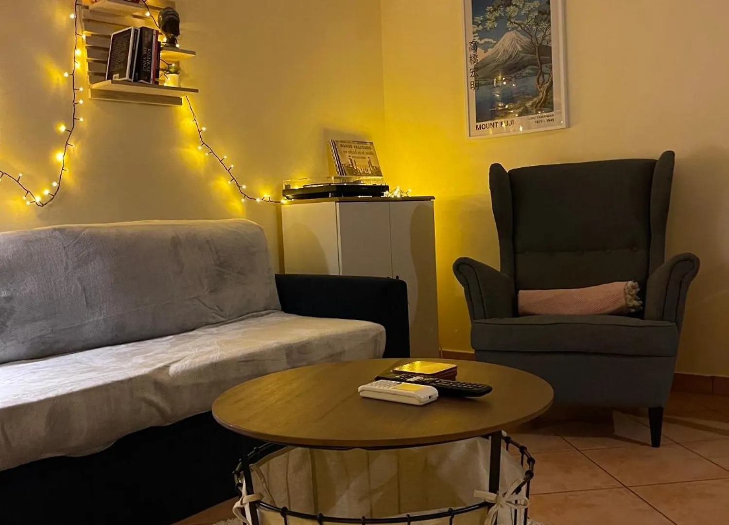 Centaurus Apartment In Old Town Thessaloniki
